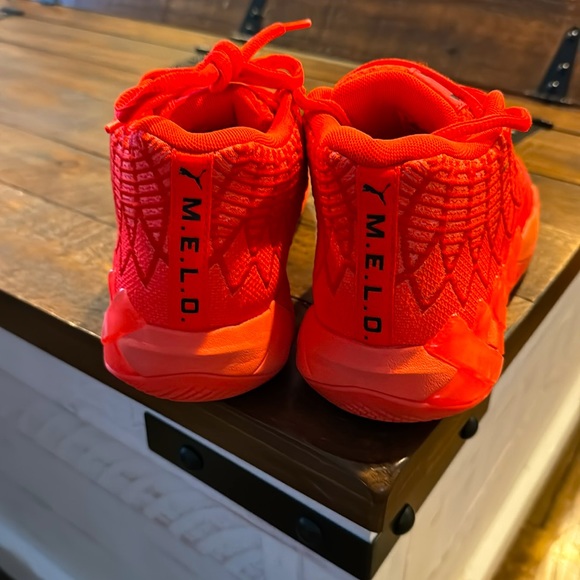 Great condition PUMA men’s sneakers no sign of wear and tear size men’s 7 - Picture 6 of 9